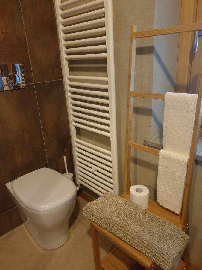 Bed and Breakfast L'Uovo E La Faina Busca Экстерьер фото