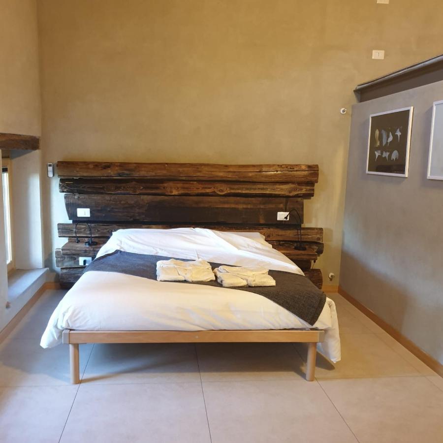 Bed and Breakfast L'Uovo E La Faina Busca Экстерьер фото
